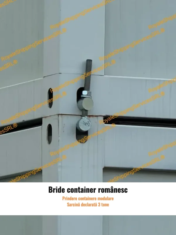 Bridă montată între două containere modulare